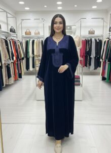 قفطان بلدي فاخر بمبرة تاج مرصع بتطريز تقليدي - ازرق